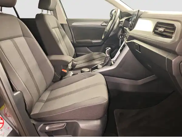 VW T-ROC (14/16)
