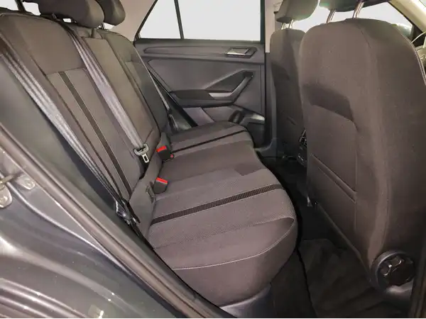 VW T-ROC (15/16)