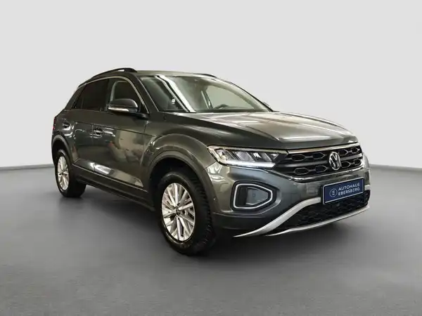 VW T-ROC (4/16)