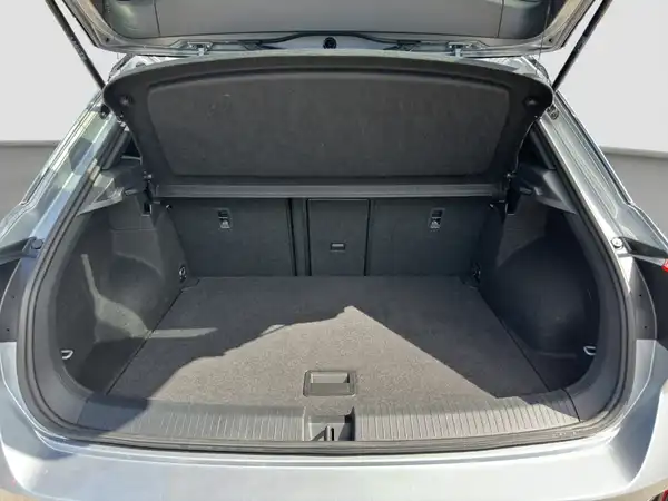 VW T-ROC (13/16)