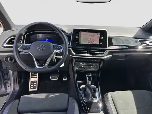 VW T-ROC (10/16)
