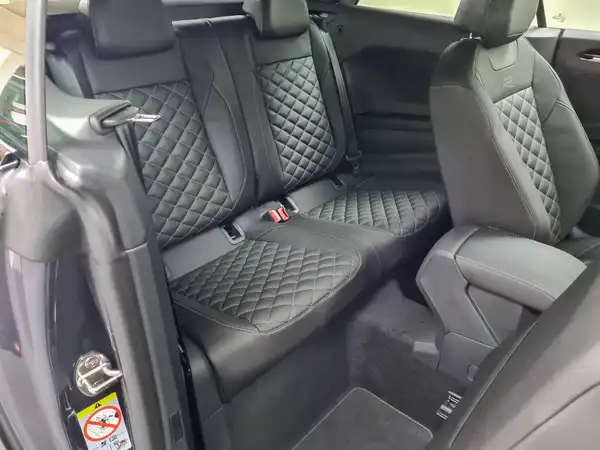 VW T-ROC CABRIOLET (15/16)