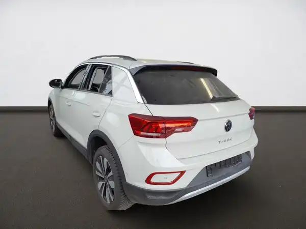 VW T-ROC (5/6)