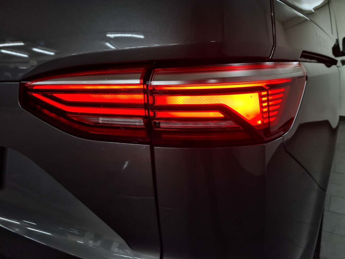 VW CALIFORNIA (15/19)