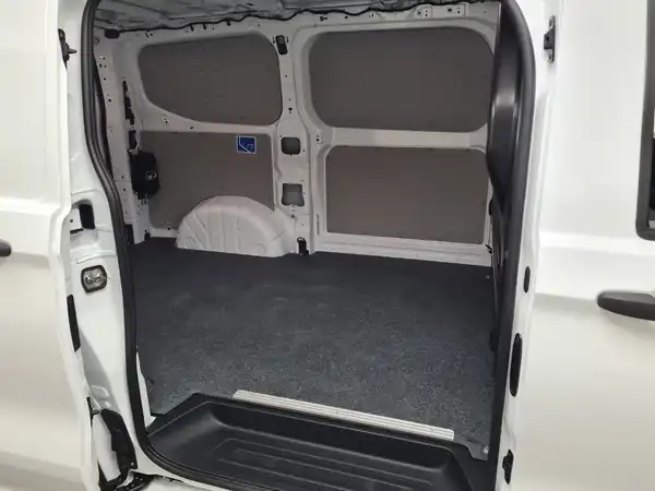 VW T7 (12/16)