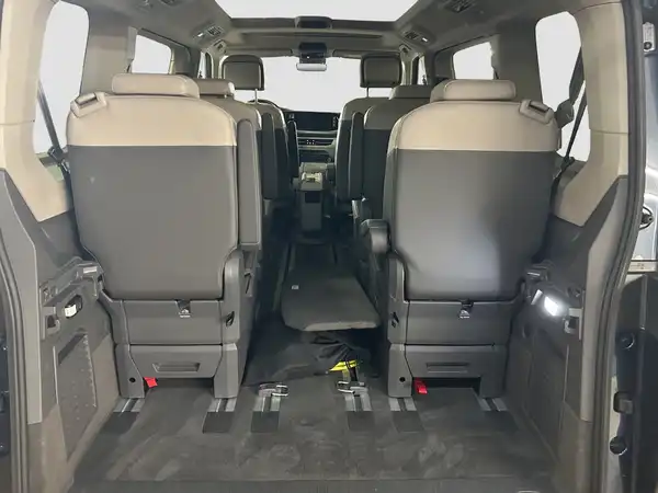 VW T7 MULTIVAN (13/16)