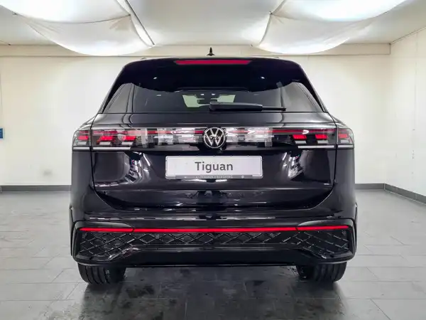 VW TIGUAN (6/18)