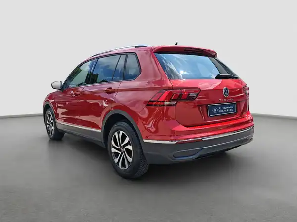 VW TIGUAN (7/16)