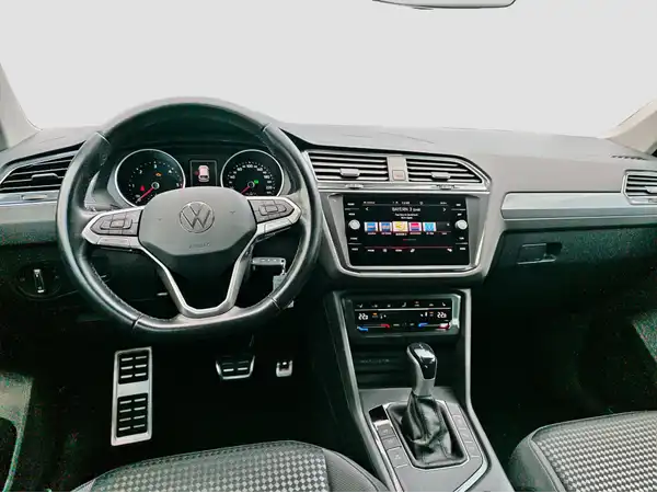 VW TIGUAN (10/16)
