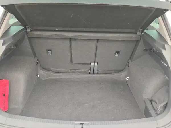 VW TIGUAN (13/16)