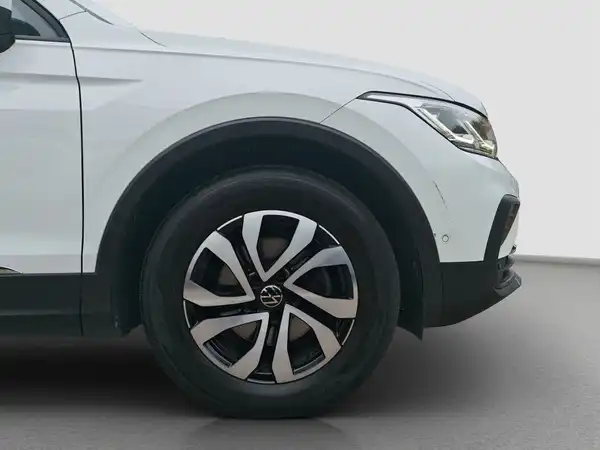 VW TIGUAN (16/16)