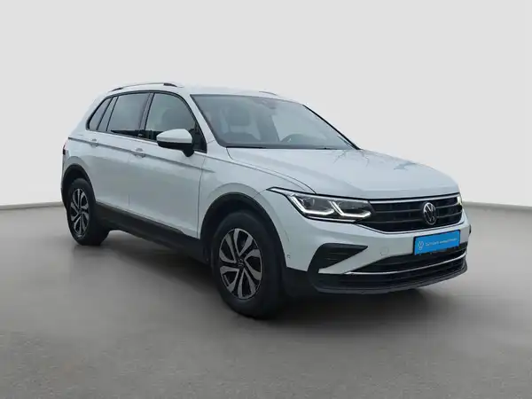 VW TIGUAN (4/16)