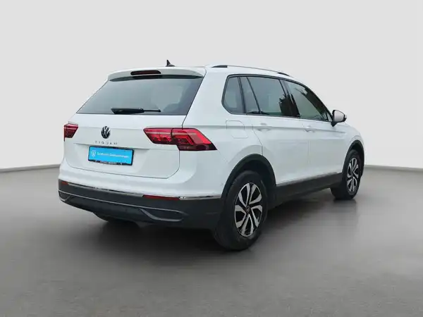 VW TIGUAN (5/16)