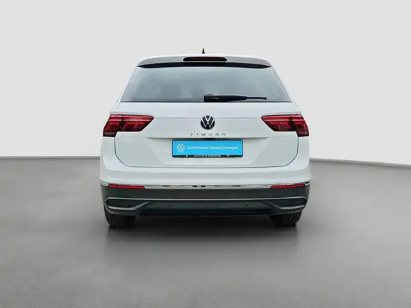 VW TIGUAN (6/16)