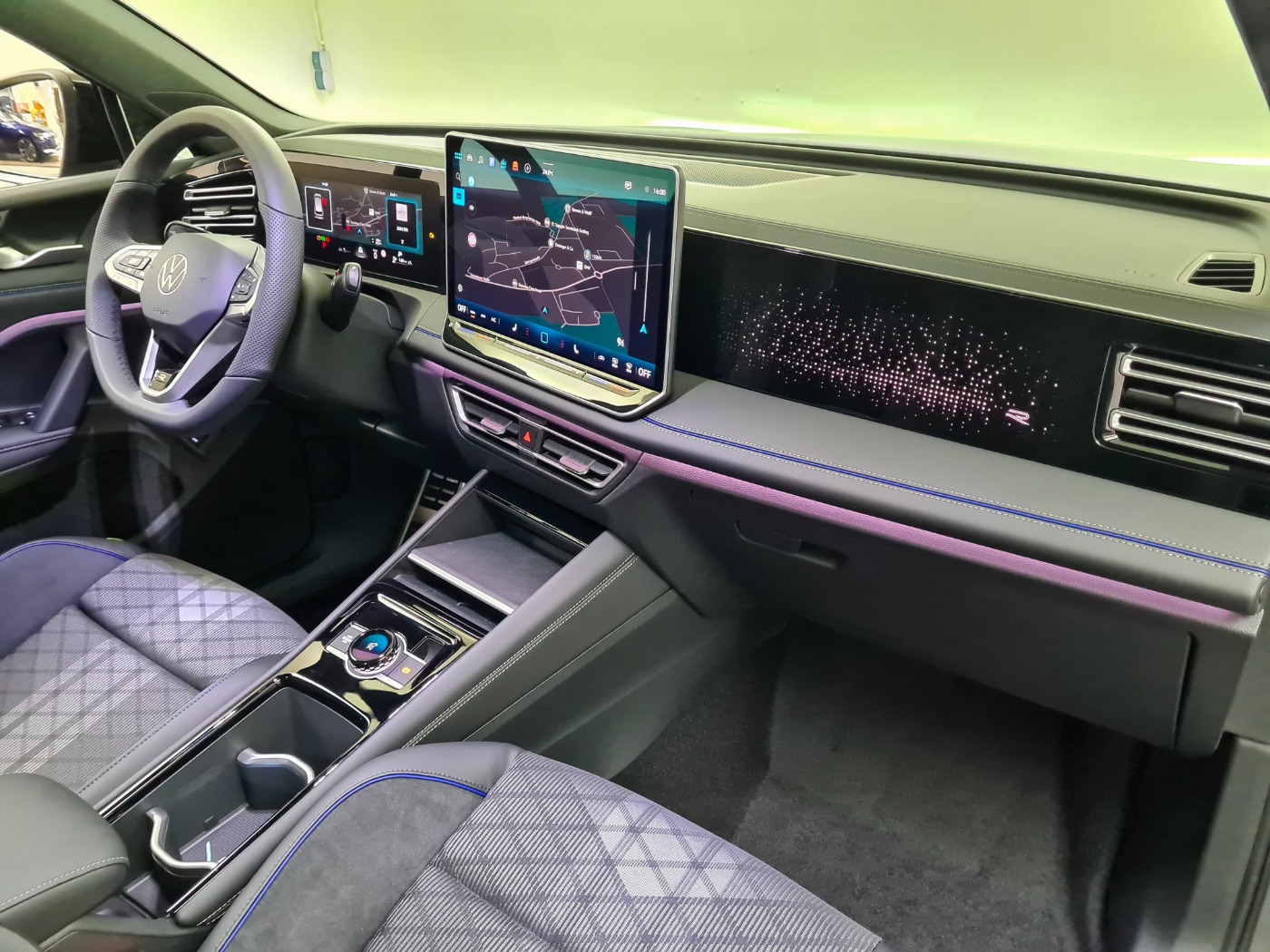 VW TIGUAN (18/18)