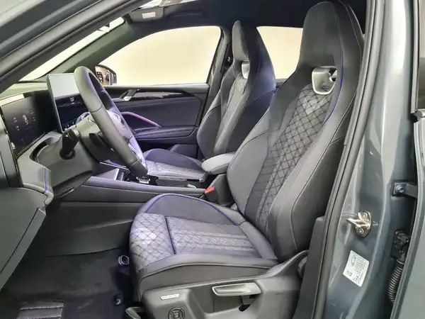 VW TIGUAN (8/18)