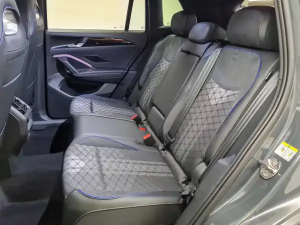 VW TIGUAN (9/18)