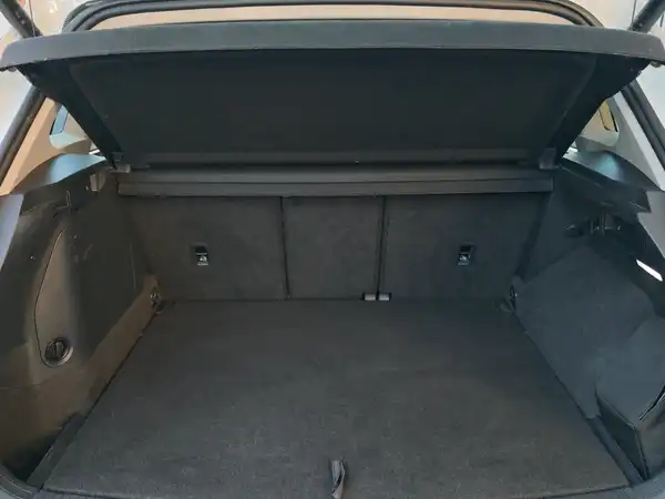 VW TIGUAN (13/16)