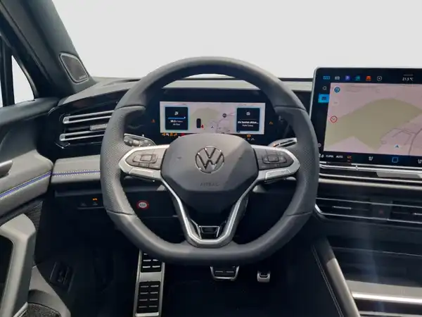 VW TIGUAN (11/17)