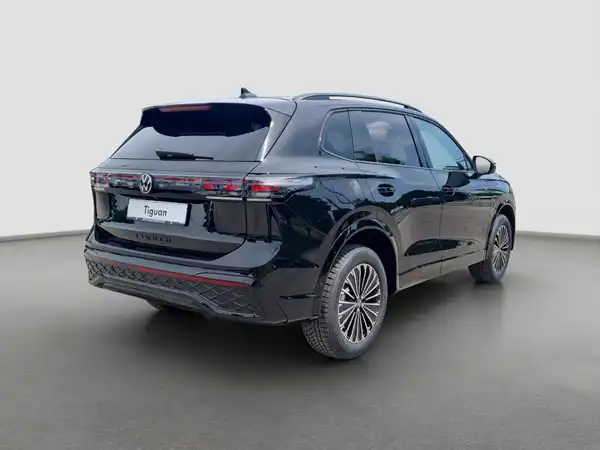 VW TIGUAN (5/17)