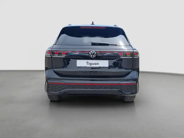 VW TIGUAN (6/17)