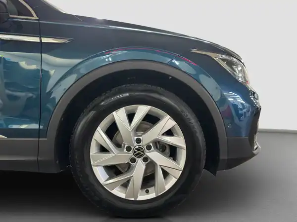 VW TIGUAN (16/16)