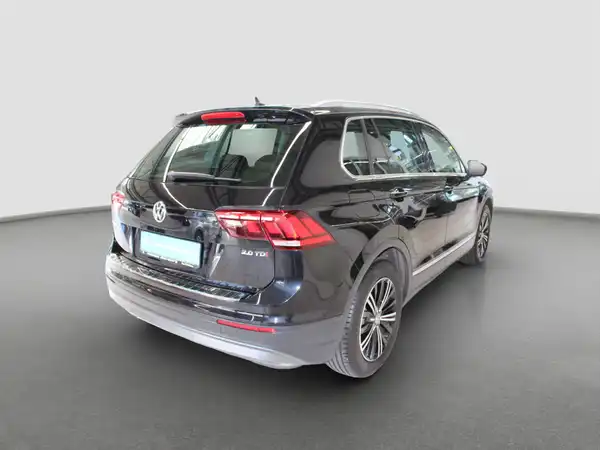 VW TIGUAN (5/13)