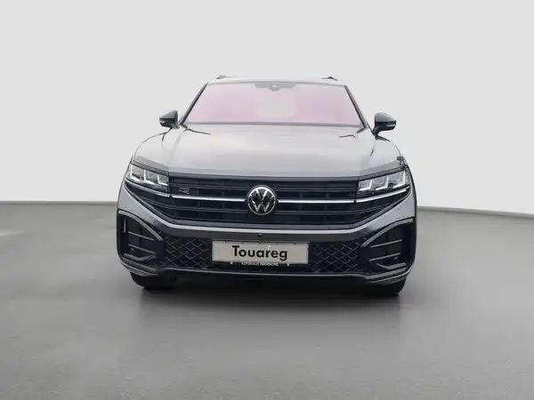 VW TOUAREG (3/17)