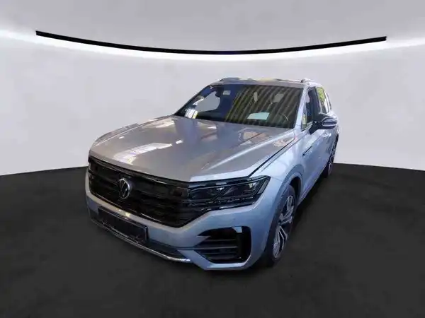 VW TOUAREG (1/5)