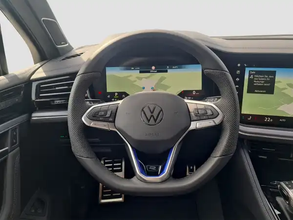 VW TOUAREG (11/16)