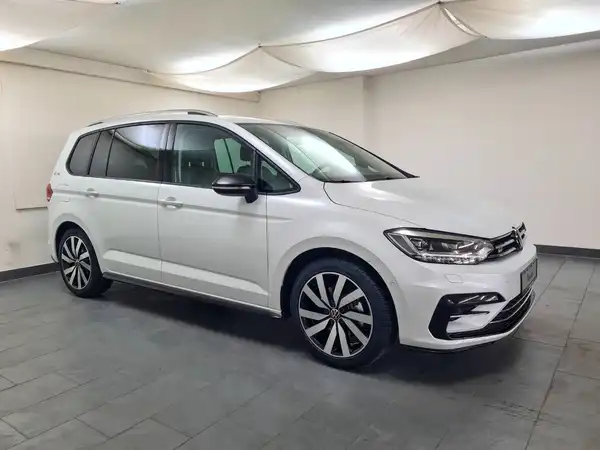 VW TOURAN (4/21)