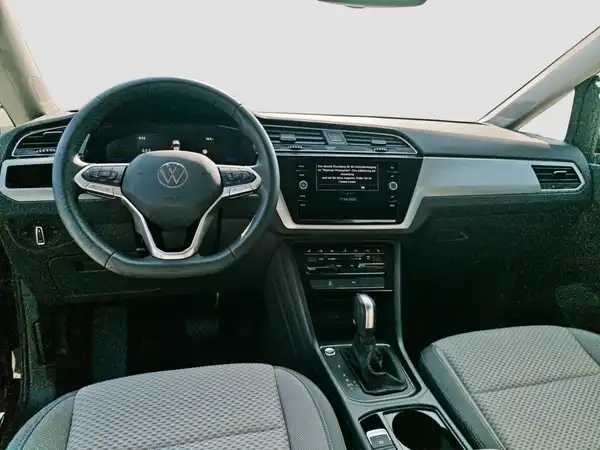 VW TOURAN (9/15)
