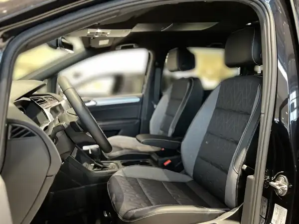 VW TOURAN (7/14)