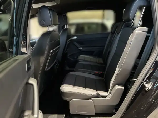 VW TOURAN (8/14)