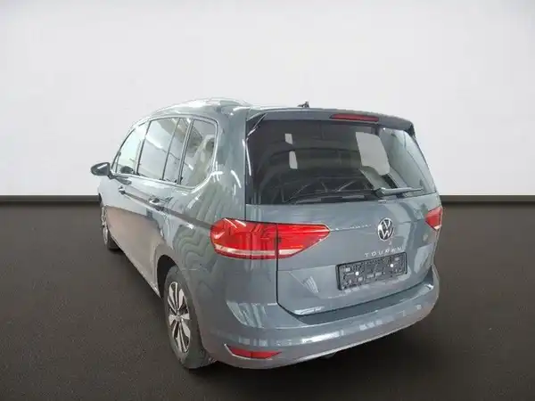 VW TOURAN (3/9)
