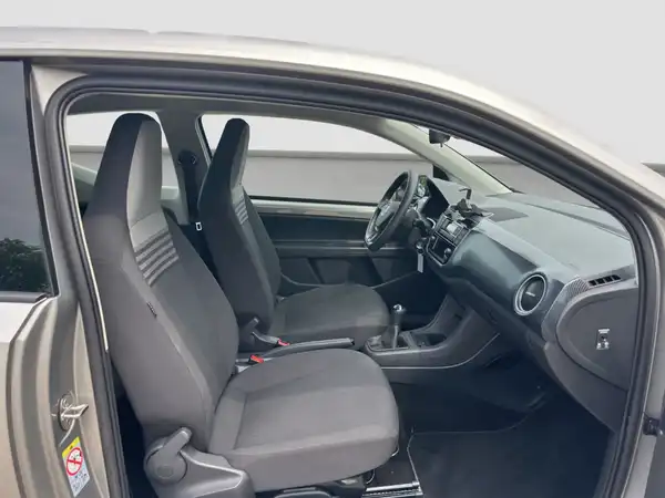 VW UP! (14/16)