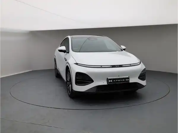 XPENG G6 (9/27)