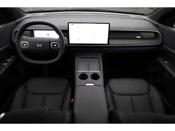 XPENG G6 (14/26)