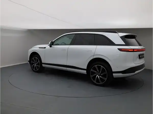 XPENG G9 (4/30)