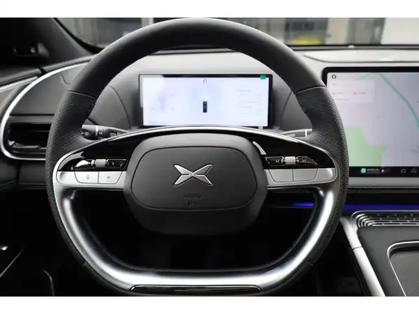 XPENG G9 (15/28)