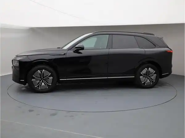 XPENG G9 (3/28)