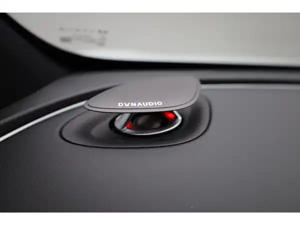 XPENG G9 (25/28)