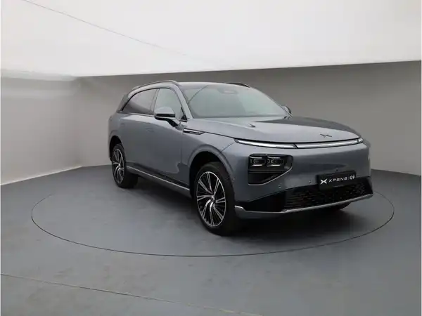 XPENG G9 (8/27)