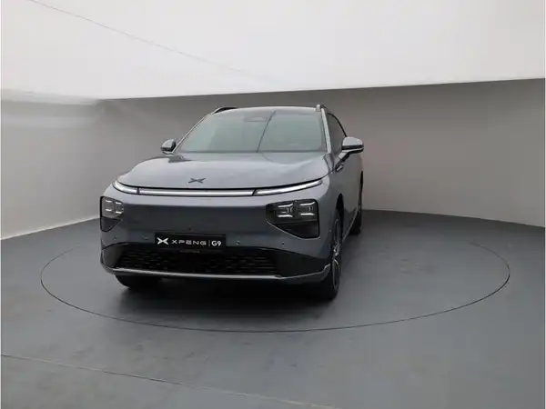 XPENG G9 (9/27)