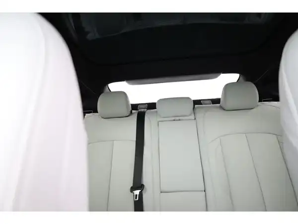 XPENG P7 (28/30)