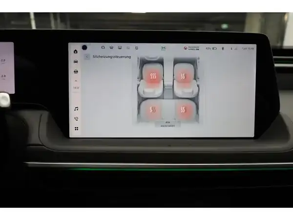 XPENG P7 (22/25)